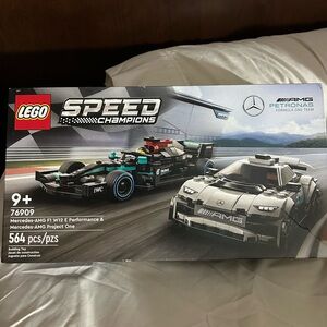 LEGO speed champions// Mercedes-AMG